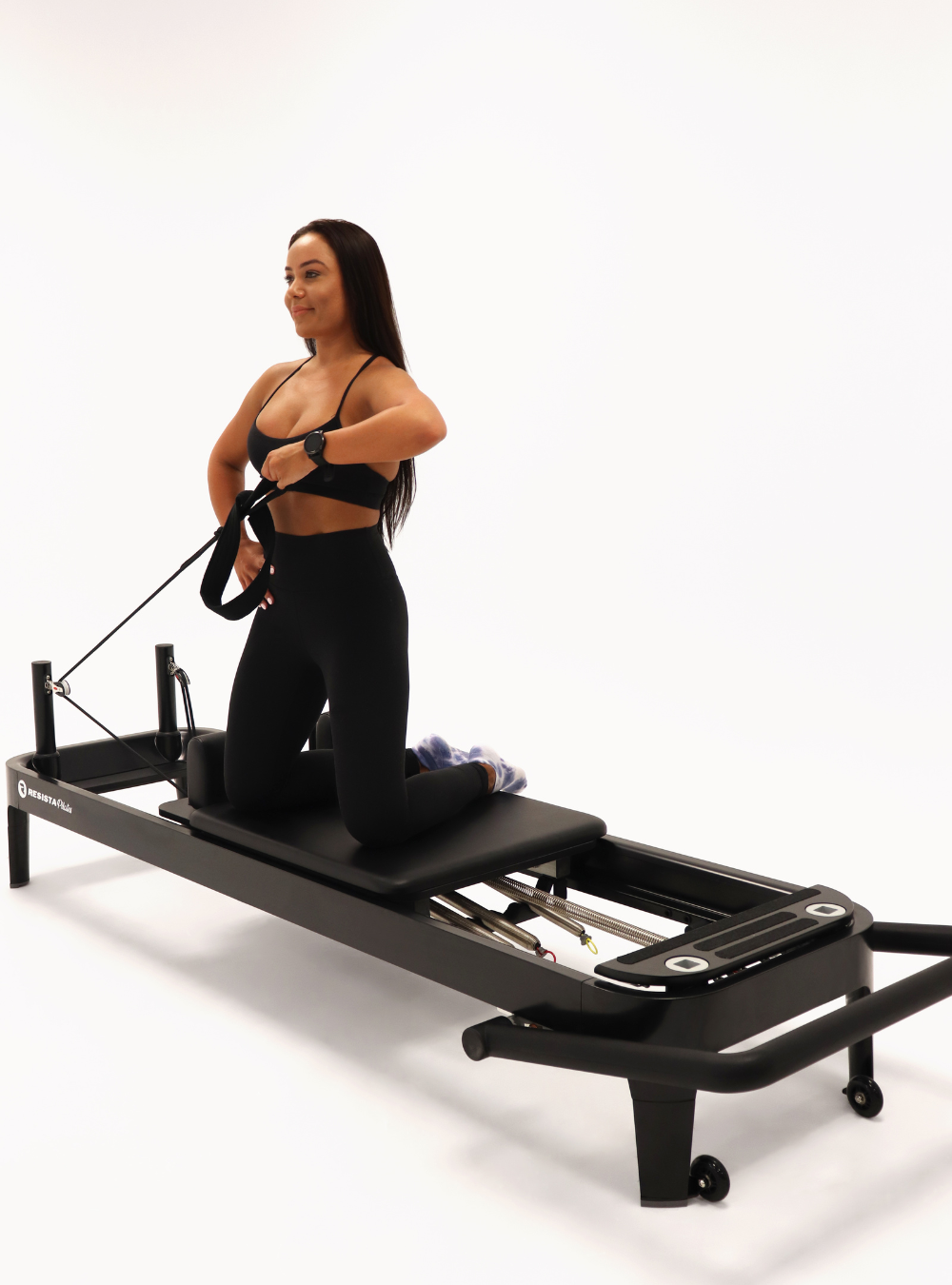 Black Pilates Reformer | Resista Niche Premium Home Equipment