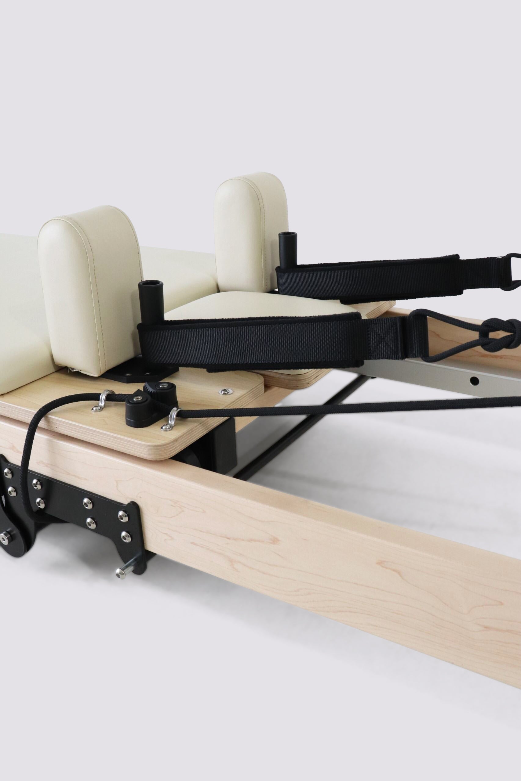 RESISTA Maple Folding Home Reformer Closeup