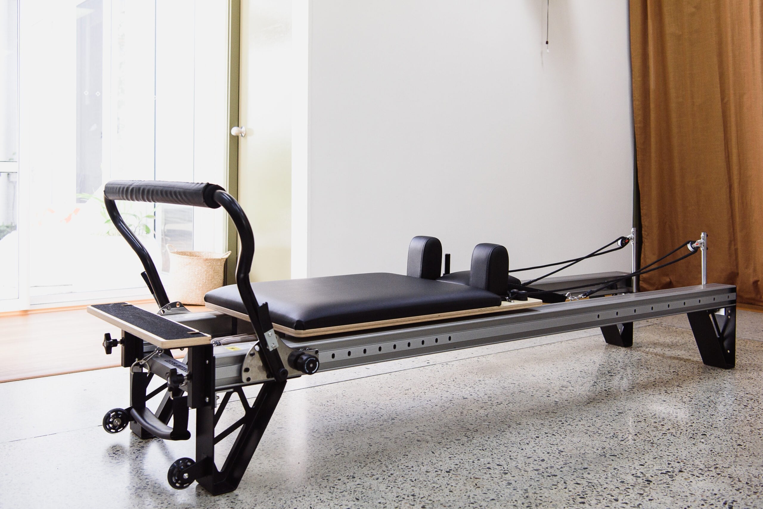 RESISTA Aluminium Pilates Reformer