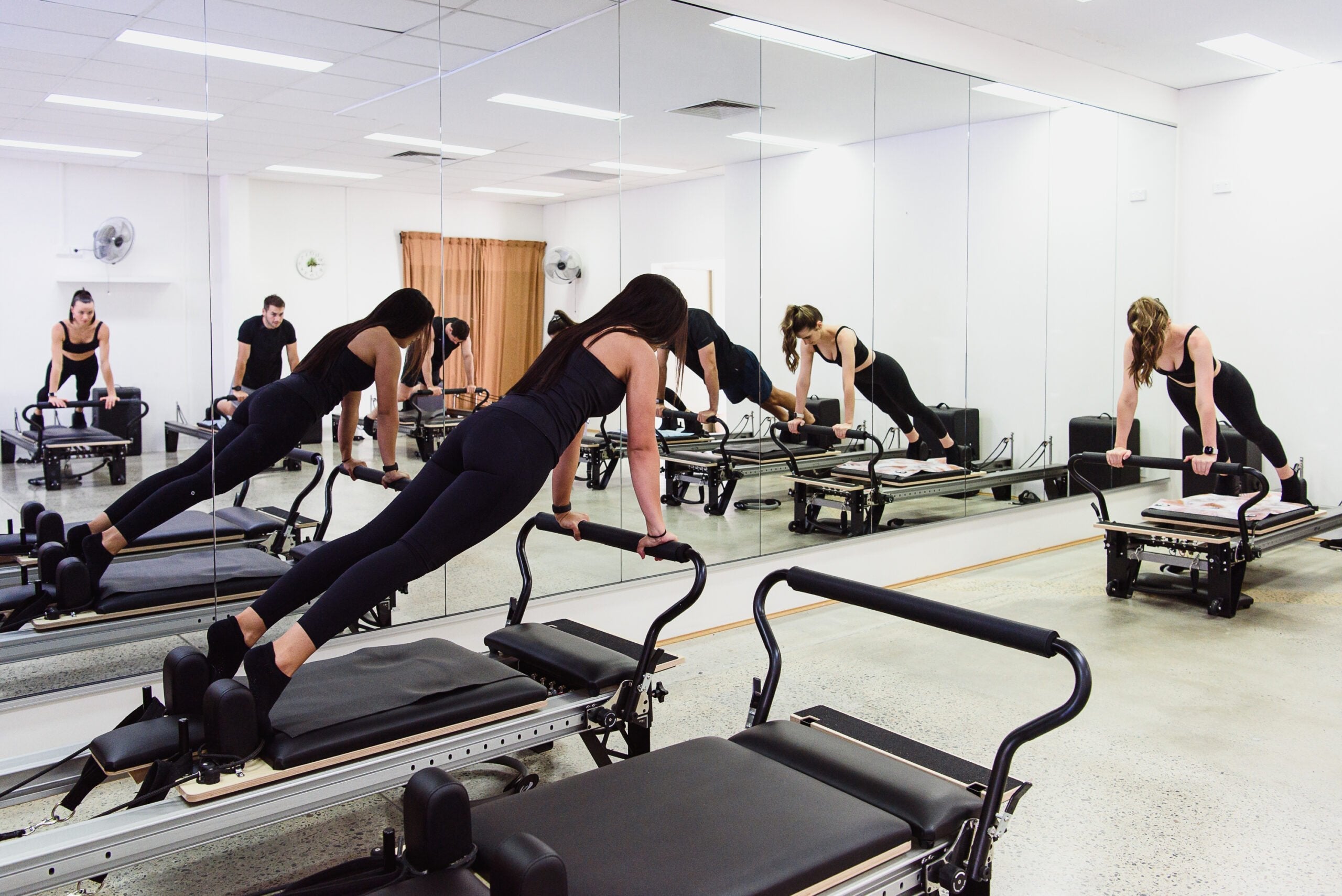 RESISTA Aluminium Pilates Reformer Pilates Studio