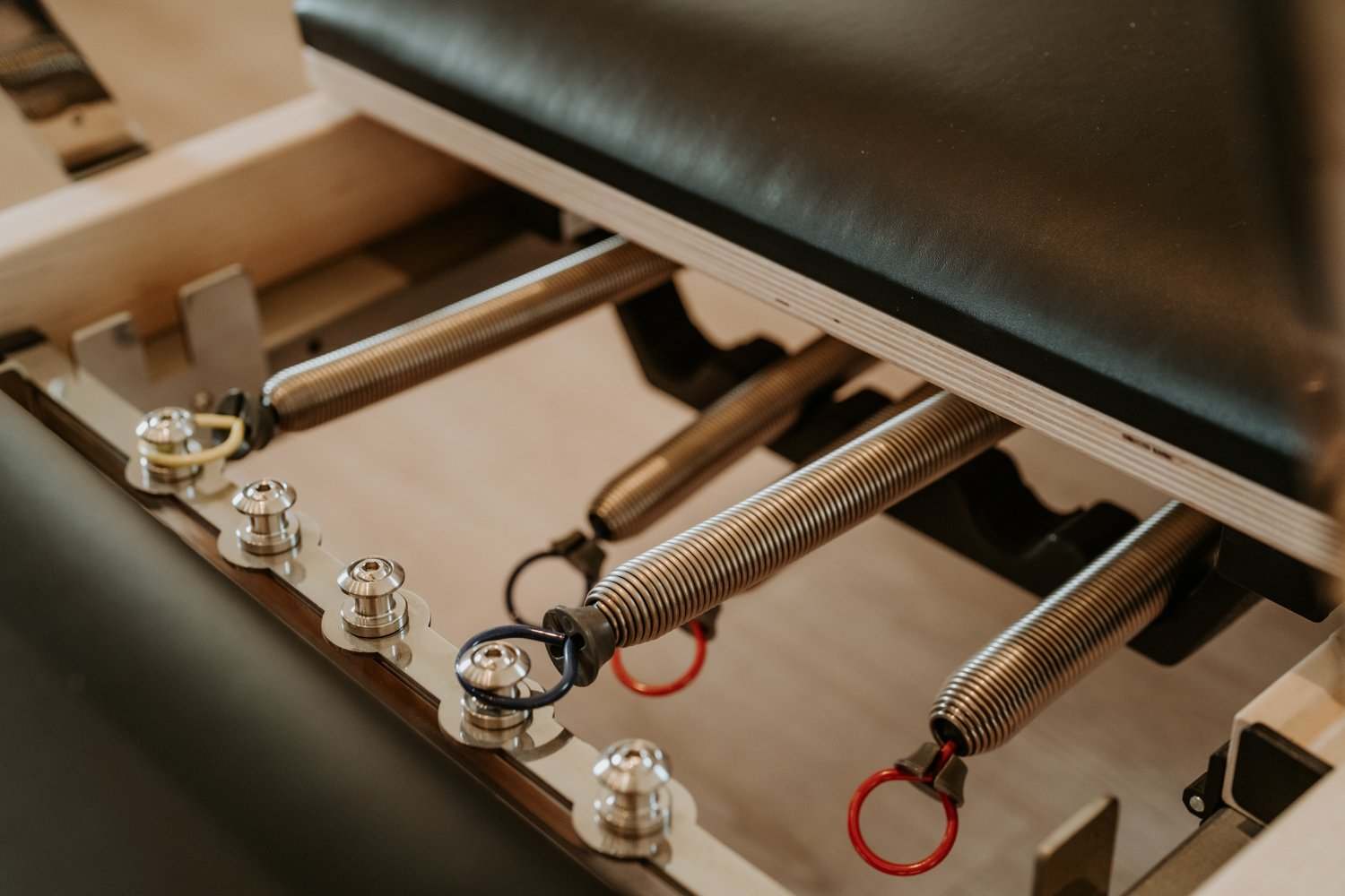 RESISTA Pilates Maple Reformer Springs
