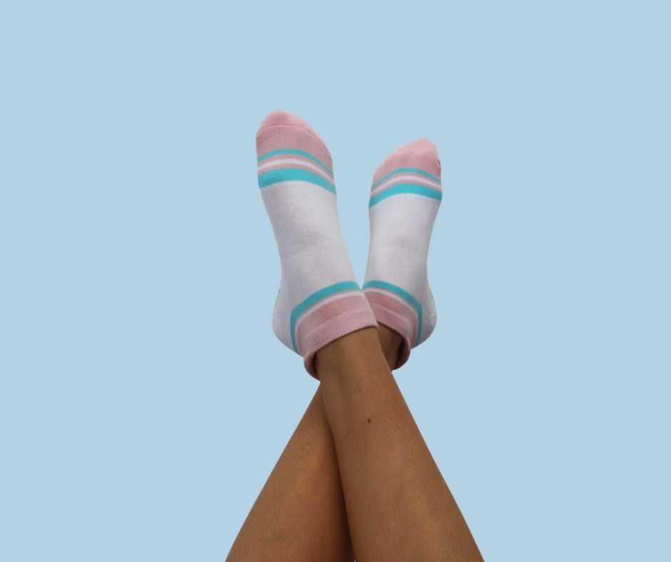RESISTA Pilates Grip Socks Pink White