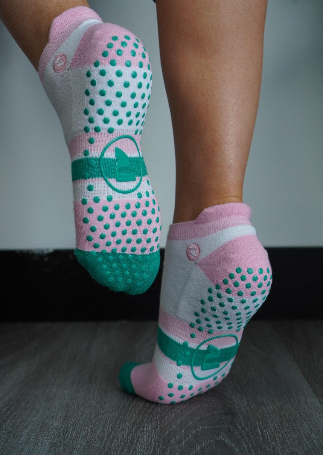RESISTA Pilates Grip Socks Emerald Pink for Superior Comfort