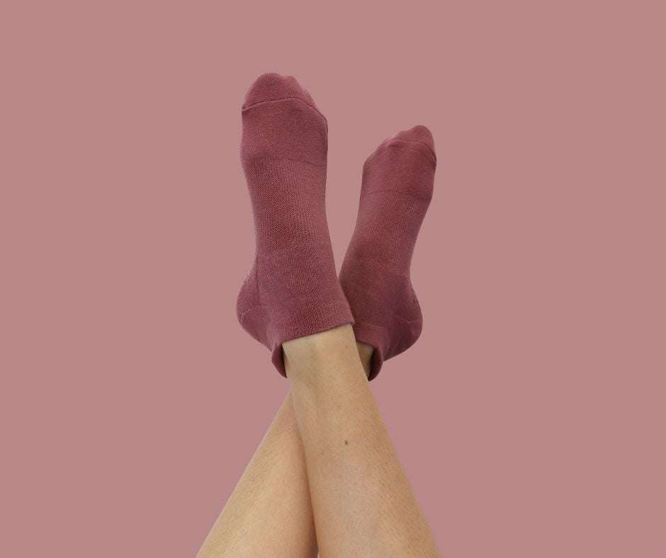 Resista Pilates Grip Socks Red Turkish Delight – Superior & Comfort
