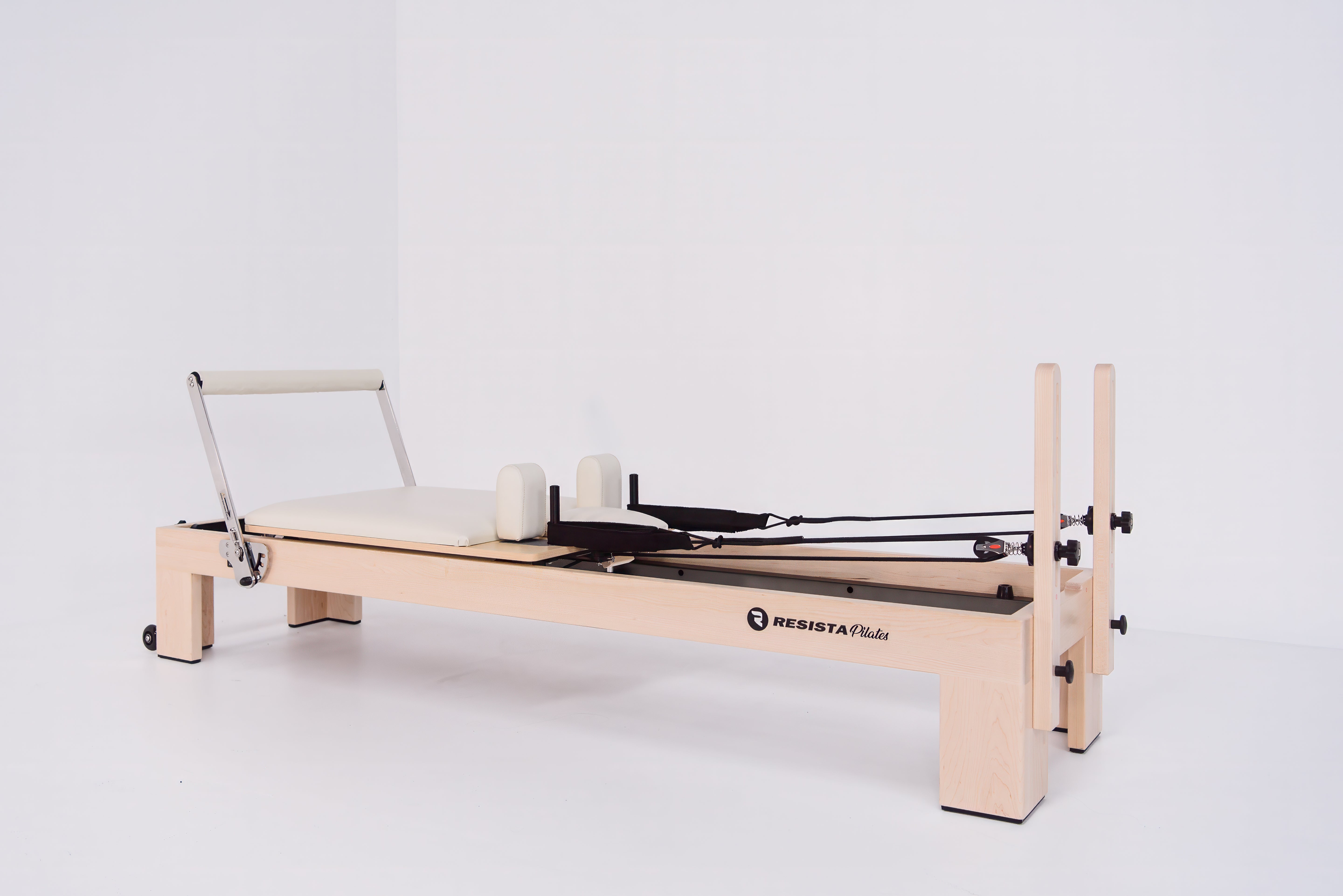 RESISTA Pilates Maple Reformer